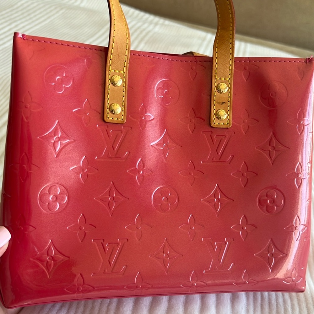Louie Vuitton pink Vernis PM tote.